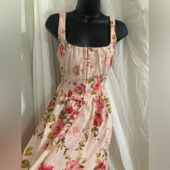 Jessica Simpson red roses eyelet lace fit & flare dress size medium brand new - Picture 14 of 17